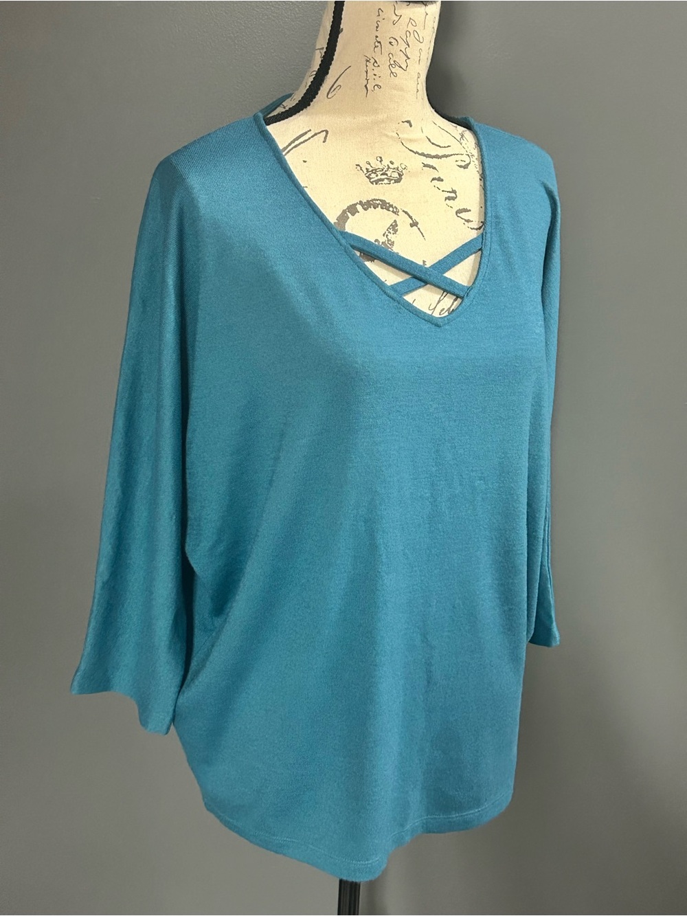 Chico's Teal V-Neck Long Sleeve Top with Crisscross Detail